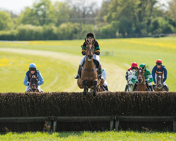 Race 4 - Novice riders (34 of 103).jpg