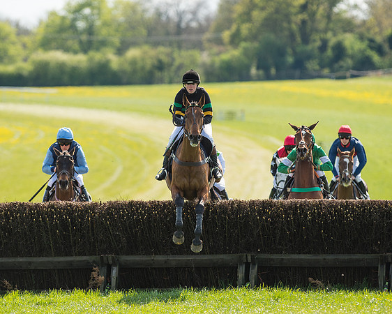 Race 4 - Novice riders (35 of 103).jpg