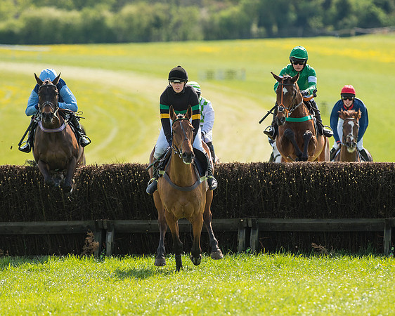 Race 4 - Novice riders (38 of 103).jpg