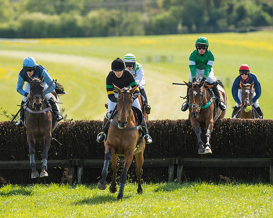 Race 4 - Novice riders (40 of 103).jpg