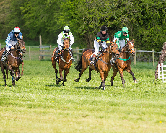 Race 4 - Novice riders (58 of 103).jpg