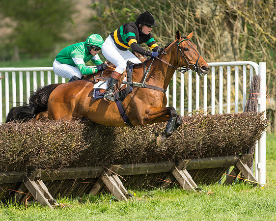 Race 4 - Novice riders (61 of 103).jpg