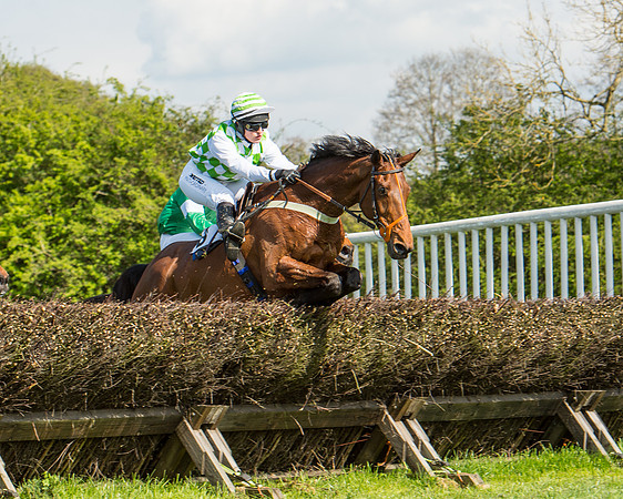 Race 4 - Novice riders (69 of 103).jpg