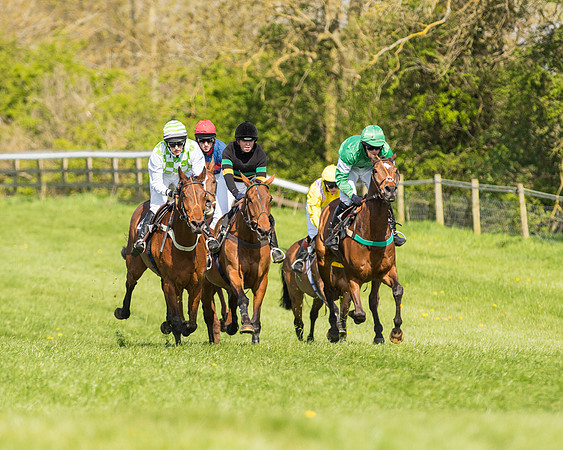 Race 4 - Novice riders (79 of 103).jpg