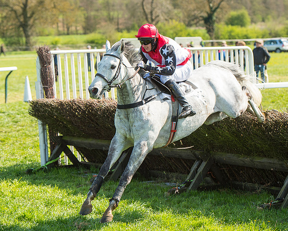Race 4 - Novice riders (86 of 103).jpg