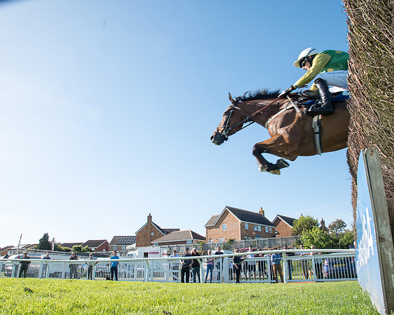 Race 1 - PPSA Open Hunter chase (38 of 78)