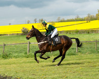 Race 2 - Novice Riders race (14 of 65).jpg