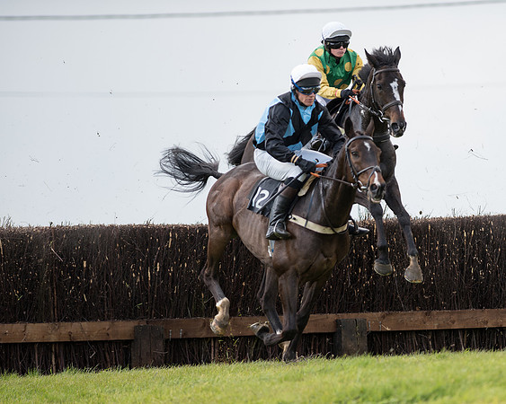 Race 2 - Novice Riders race (30 of 65).jpg
