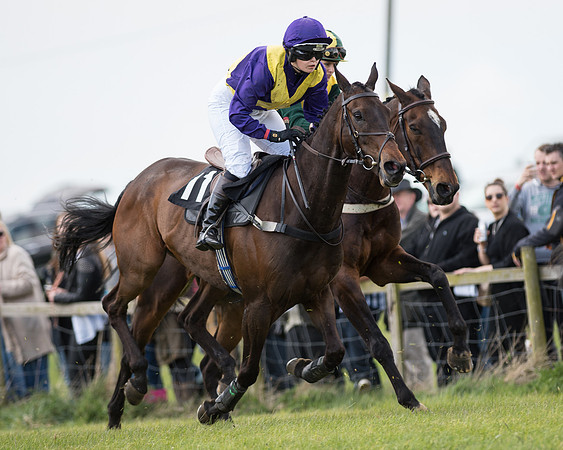 Race 2 - Novice Riders race (33 of 65).jpg