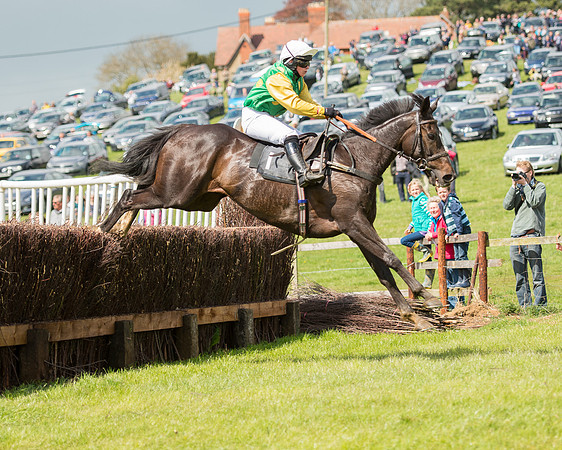 Race 2 - Novice Riders race (46 of 65).jpg