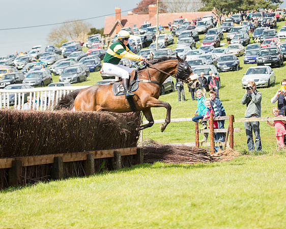 Race 2 - Novice Riders race (48 of 65).jpg