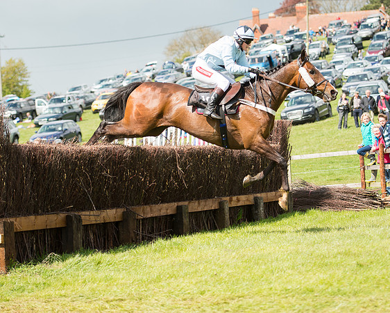 Race 2 - Novice Riders race (52 of 65).jpg