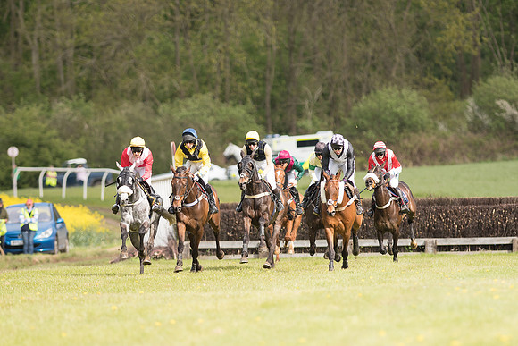 Race 4 - Fernie Gold Cup (23 of 78).jpg