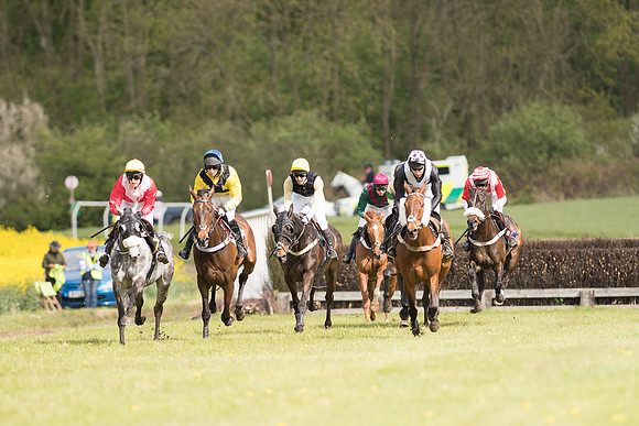 Race 4 - Fernie Gold Cup (27 of 78).jpg