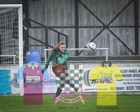 Chesham United 1 v 4 Ascot United (43 of 401)