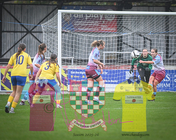 Chesham United 1 v 4 Ascot United (53 of 401)