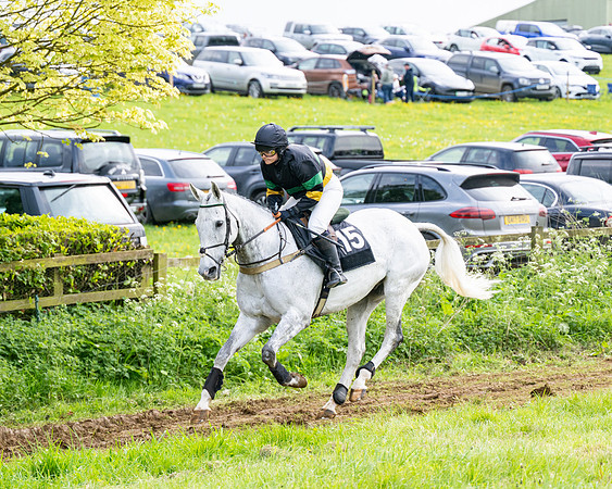 Race 5  - Novice riders (33 of 188)