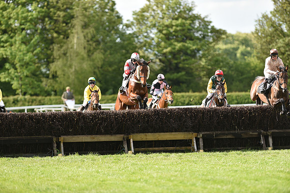 Race 5 - Intermediate Race (32 of 80).jpg