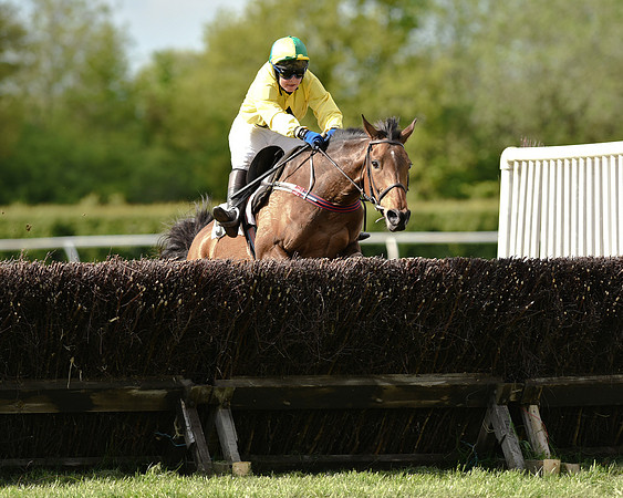 Race 5 - Intermediate Race (61 of 80).jpg