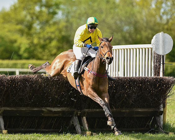 Race 5 - Intermediate Race (63 of 80).jpg