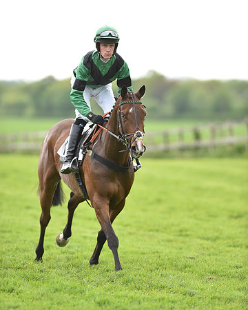 Race 6 - 2M4F Maiden (46 of 112).jpg