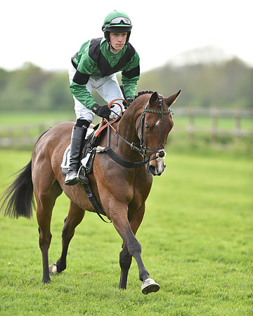 Race 6 - 2M4F Maiden (47 of 112).jpg