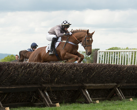 Race 6 - 2M4F Maiden (56 of 112).jpg