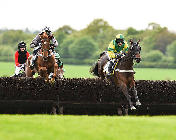 Race 6 - 2M4F Maiden (70 of 112).jpg