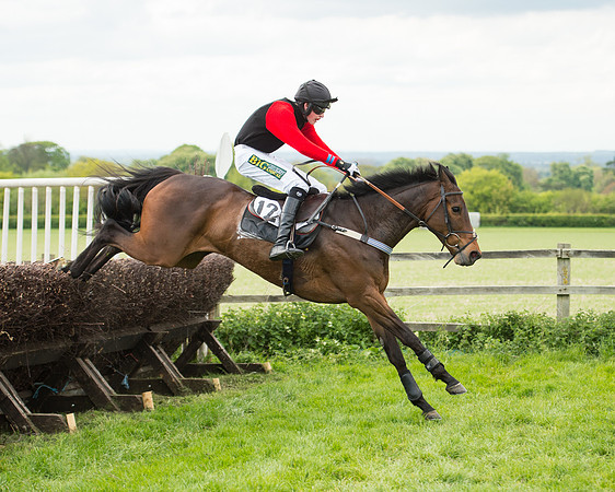 Race 6 - 2M4F Maiden (86 of 112).jpg
