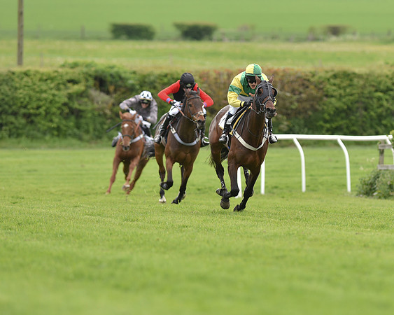 Race 6 - 2M4F Maiden (77 of 112).jpg
