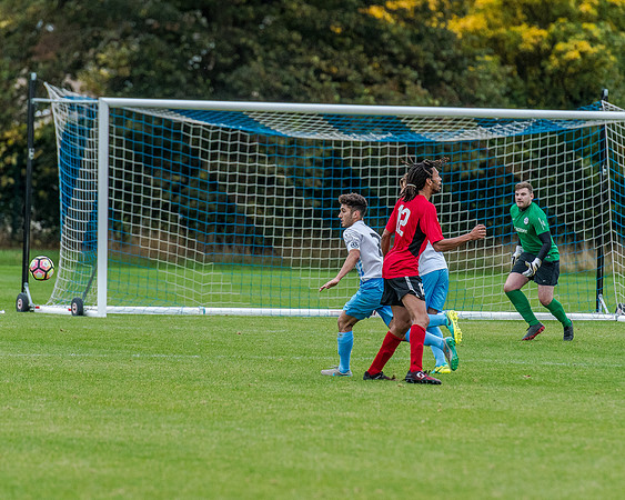 AFC Oaklands 2 v 1 Bengeo Trinity - Warm Up (263 of 297)
