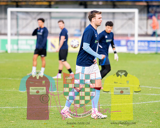 Chesham United 2 v 1 Chippenham Town (2 of 392)