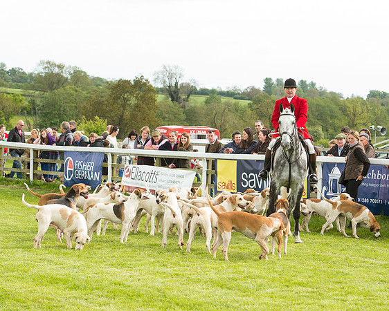 Race 4 - Novice Riders (2 of 133).jpg