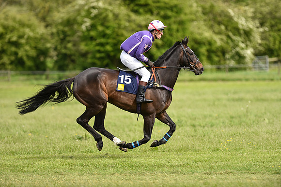 Race 4 - Novice Riders (30 of 133).jpg