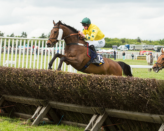 Race 4 - Novice Riders (64 of 133).jpg