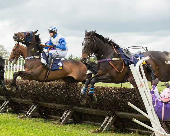 Race 4 - Novice Riders (74 of 133).jpg