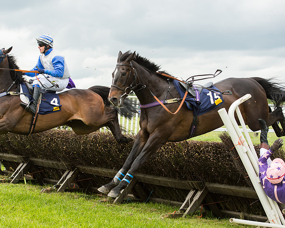 Race 4 - Novice Riders (75 of 133).jpg