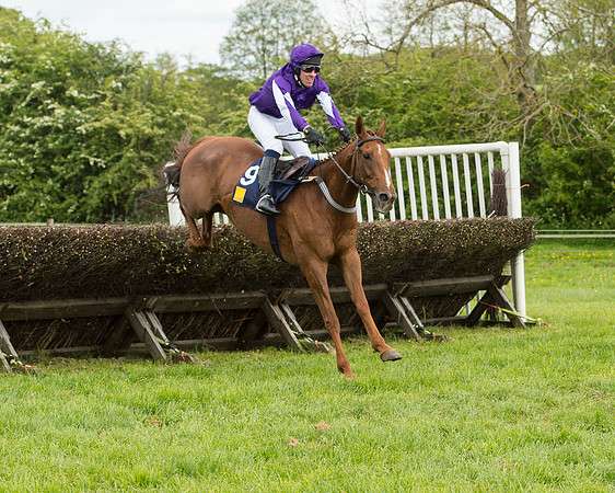 Race 4 - Novice Riders (97 of 133).jpg