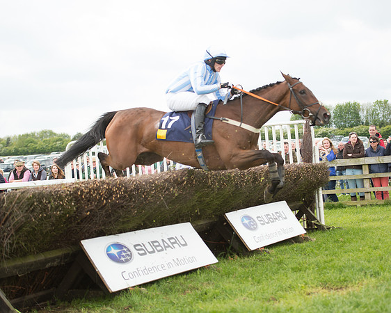 Race 4 - Novice Riders (103 of 133).jpg