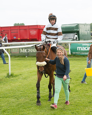 Race 5 - Subaru Restricted (108 of 126).jpg