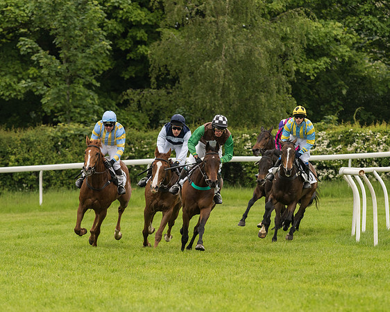 Race 1 - Members Race (65 of 125).jpg