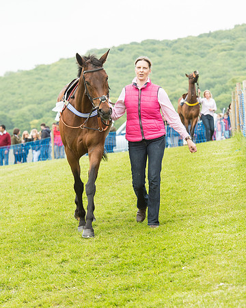 Race 4 - Ladies Open Race (24 of 125).jpg