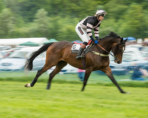 Race 4 - Ladies Open Race (31 of 125).jpg