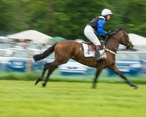 Race 4 - Ladies Open Race (36 of 125).jpg