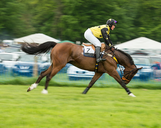 Race 4 - Ladies Open Race (42 of 125).jpg