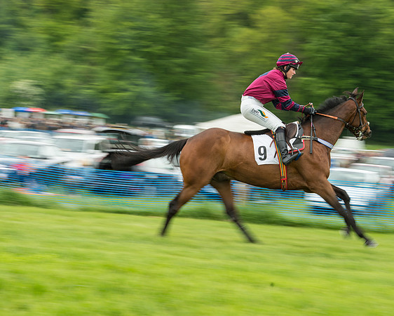 Race 4 - Ladies Open Race (45 of 125).jpg