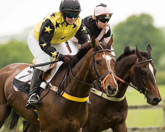 Race 4 - Ladies Open Race (65 of 125).jpg