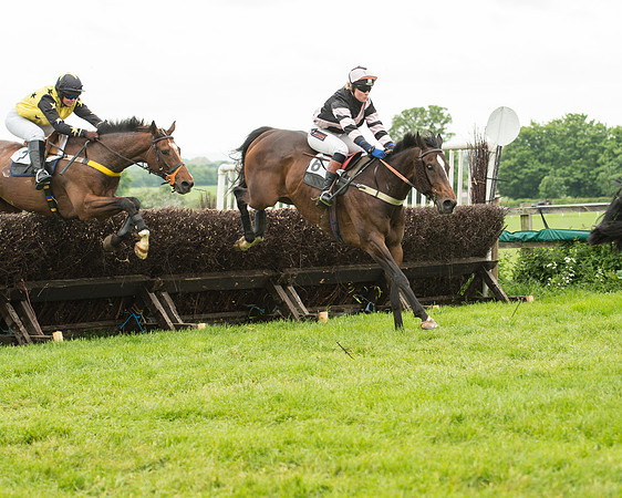 Race 4 - Ladies Open Race (74 of 125).jpg