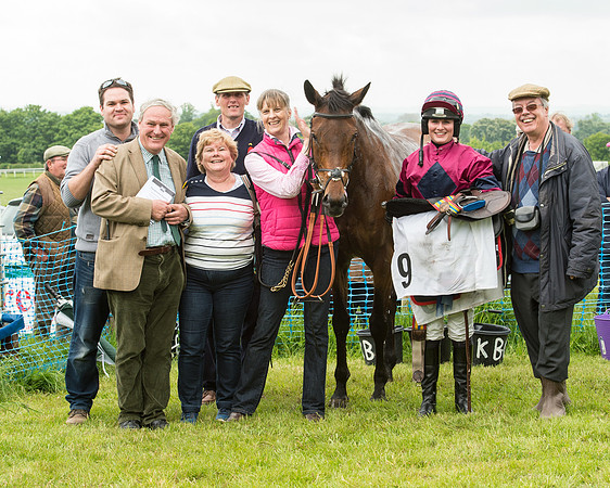 Race 4 - Ladies Open Race (113 of 125).jpg