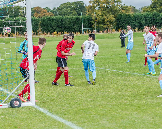AFC Oaklands 2 v 1 Bengeo Trinity - Warm Up (163 of 297)